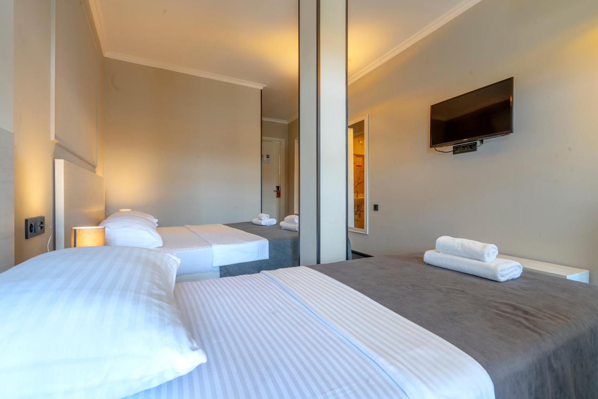Hotel Piazza Tiflis Habitación foto